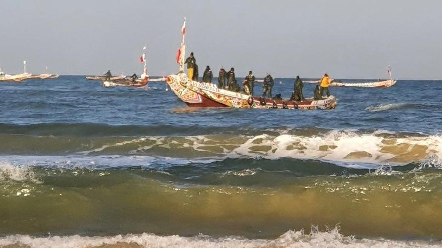 Salvan su vida en el mar y años de espera para conseguir papeles: radiografía de las personas migrantes en Asturias