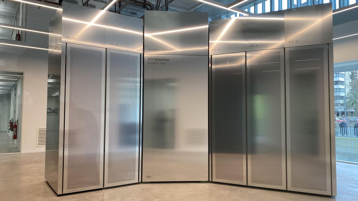 Ordenador cuántico IBM Quantum System Two de Donostia en el edificio Ikerbasque