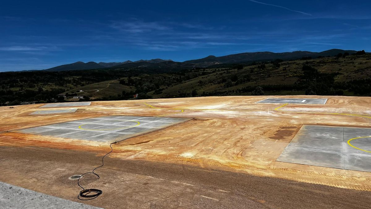 La mayor base aérea de incendios de Castilla y León, en Oterico (León), abre cuatro años tarde y sin helicópteros