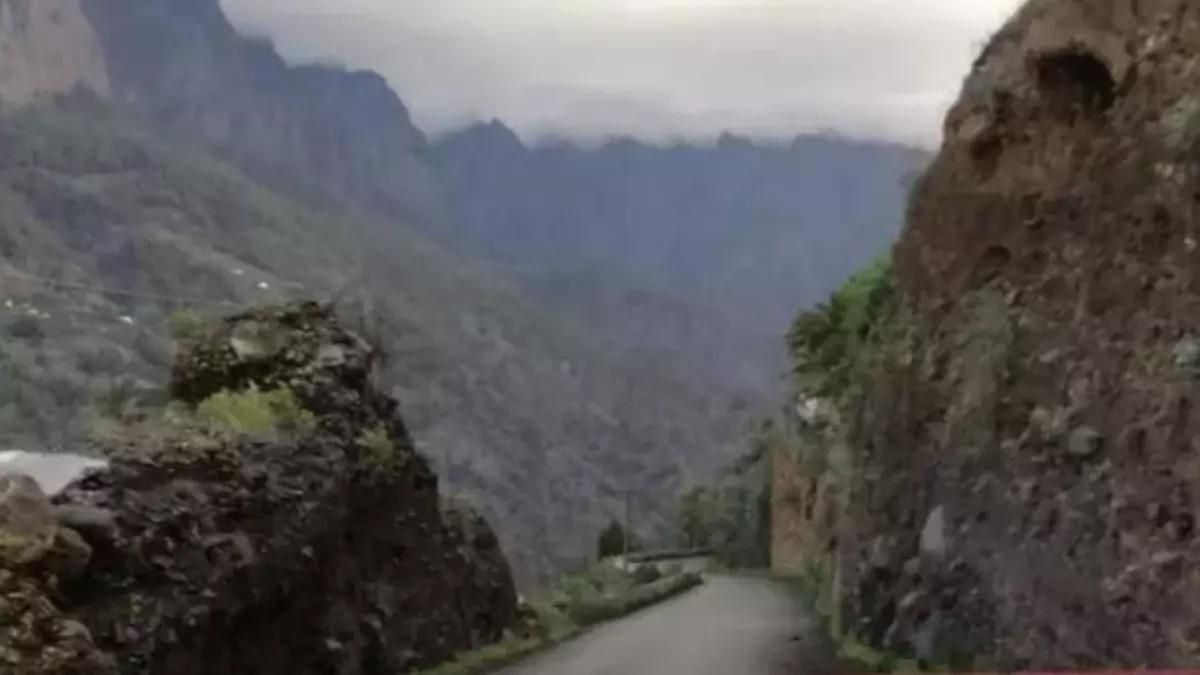 Las intensas lluvias  provocan el cierre de las carreteras  del Galeón, La Cumbrecita y Los Brecitos