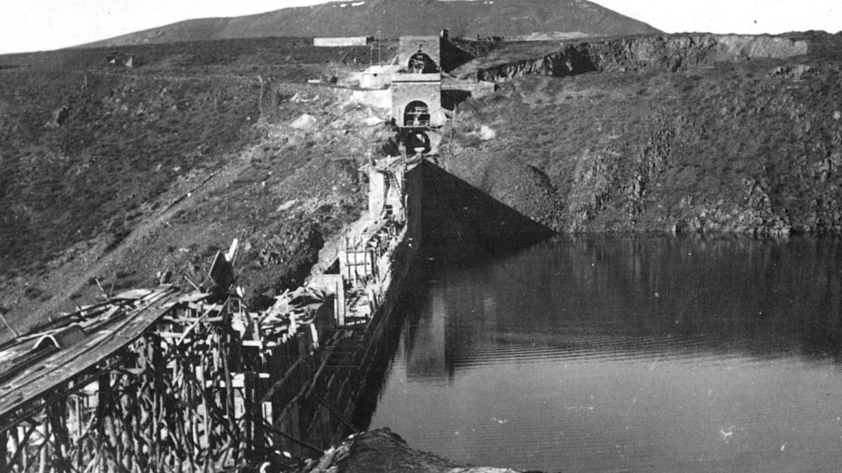 Construcción de la presa de Villameca