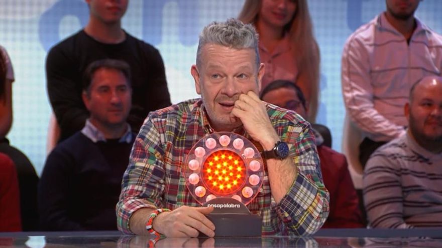 Chicote causa pasmo en 'Pasapalabra': no conoce el clásico navideño de Mariah Carey