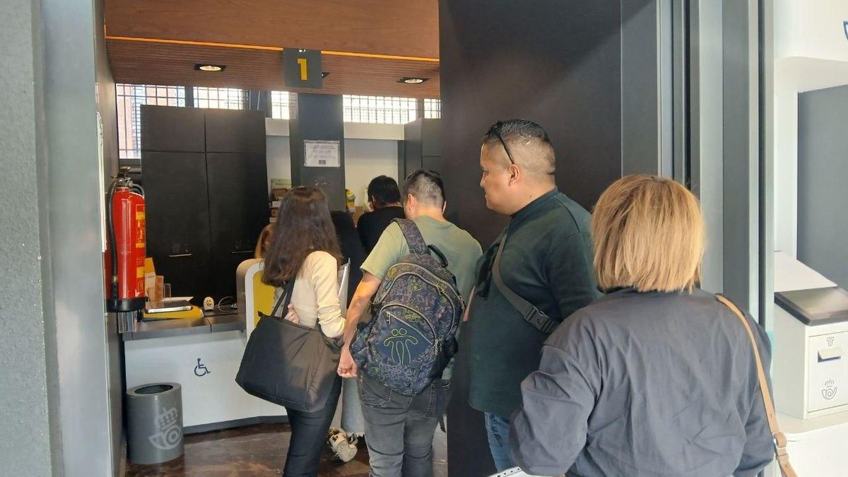 Una ingeniera, un soldador y estudiantes: los migrantes acuden a Toledo desde los pueblos para pedir su regularización