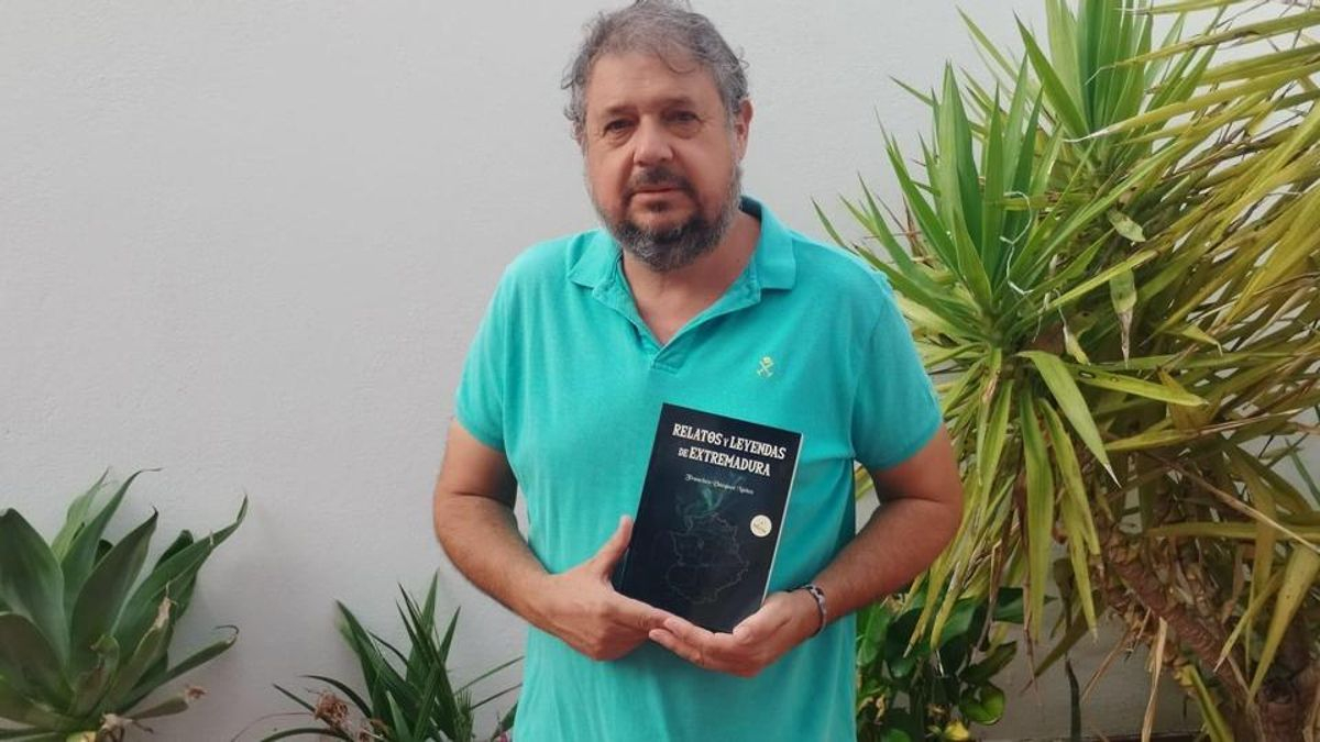 Francisco Vázquez Núñez reivindica la “magia” de Extremadura a través de sus relatos y leyendas