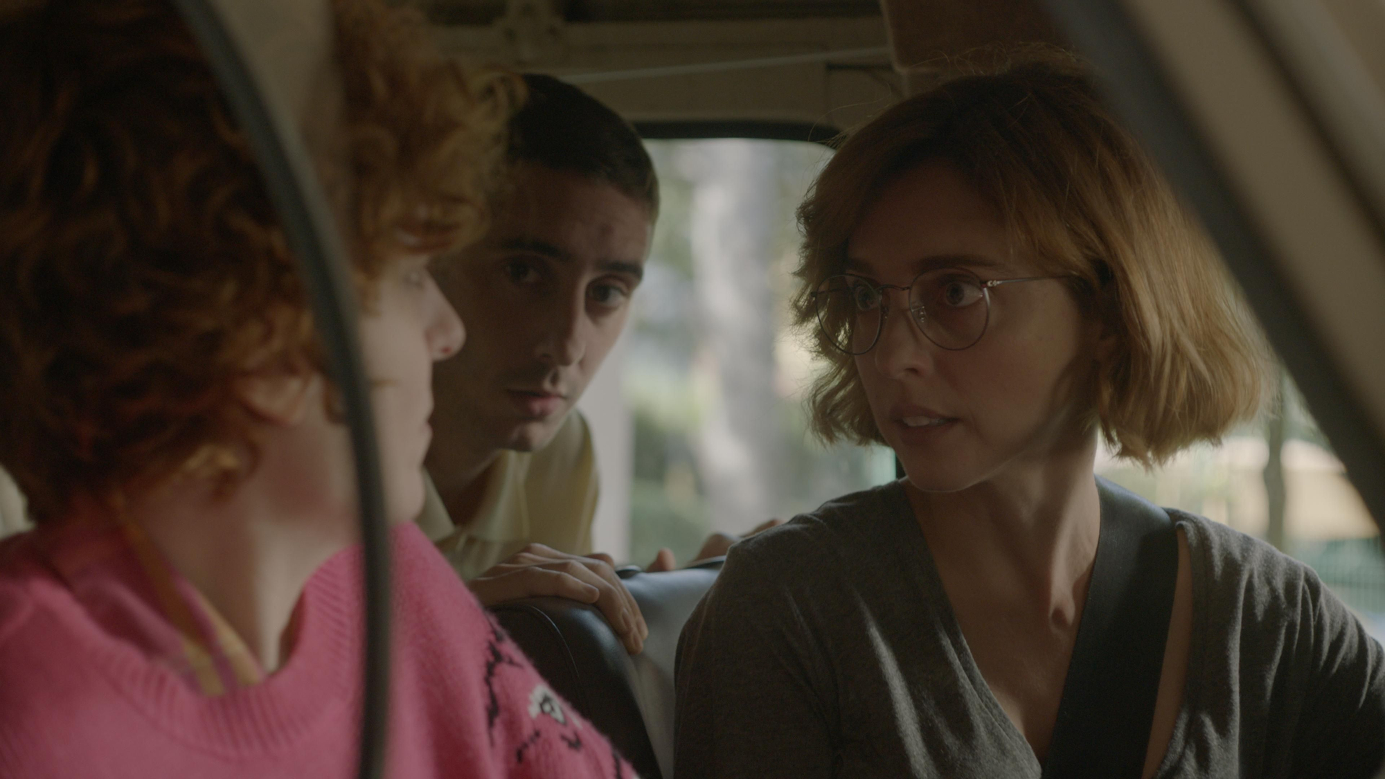 Manuel Burque ya se deja ver en 'Vida perfecta', la serie de Leticia Dolera en Movistar