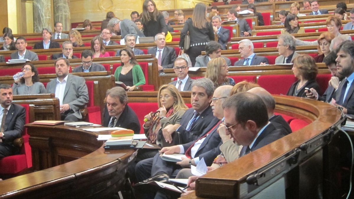 El Parlamento catalán recurre la Lomce al TC por "recentralizadora" y en defensa de la inmersión