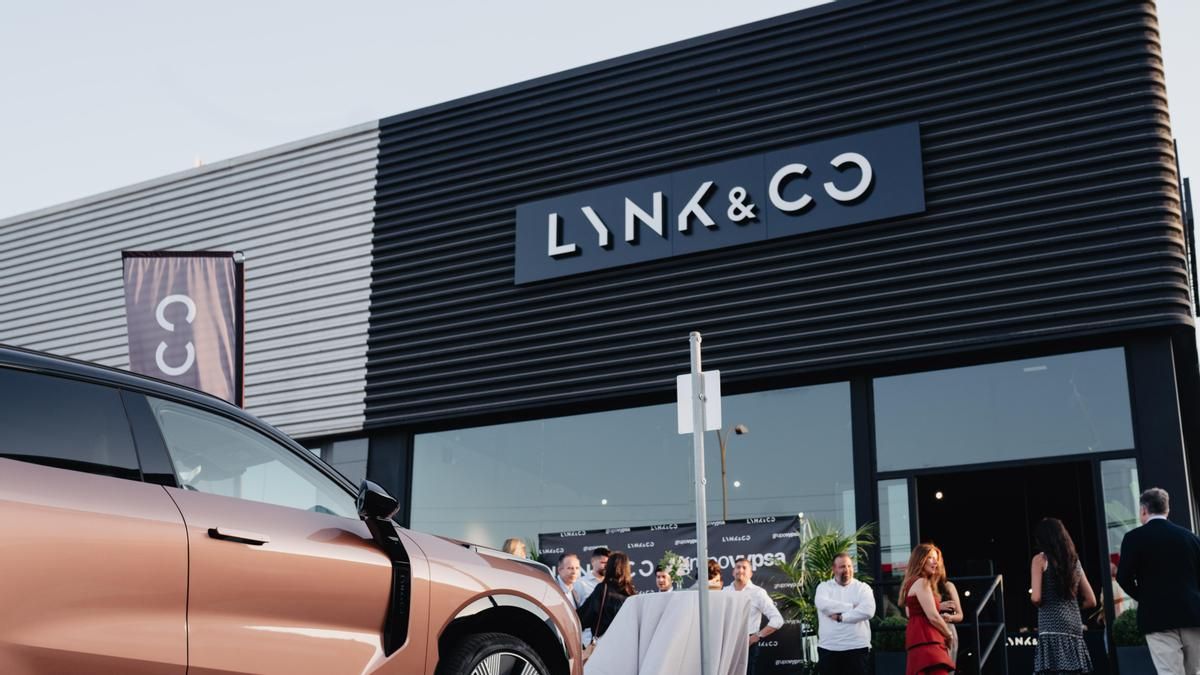 Lynk & Co abre en Córdoba un nuevo concesionario junto a Grupo Vypsa y refuerza su expansión en Andalucía