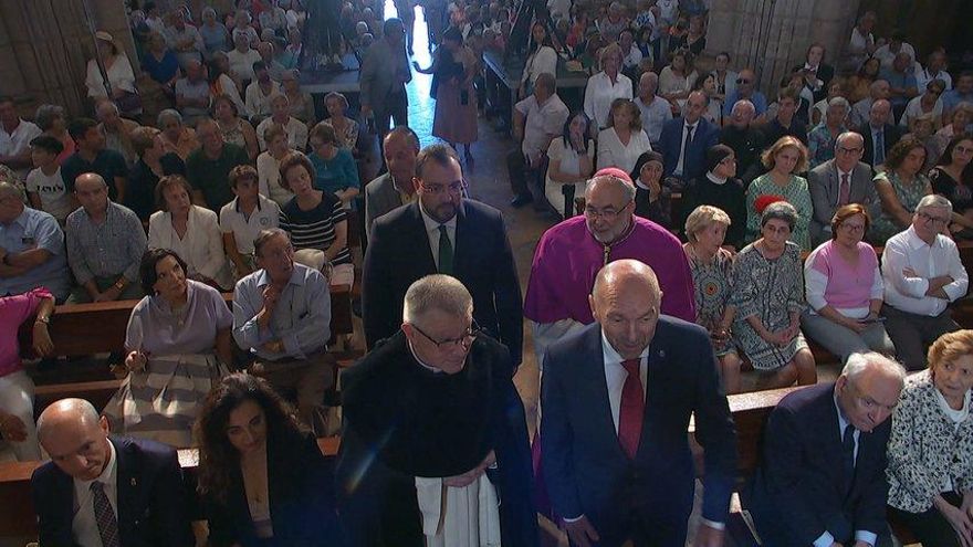 El debate de todos los 8-S: ¿Quién irá a la misa del arzobispo el Día de Asturias?