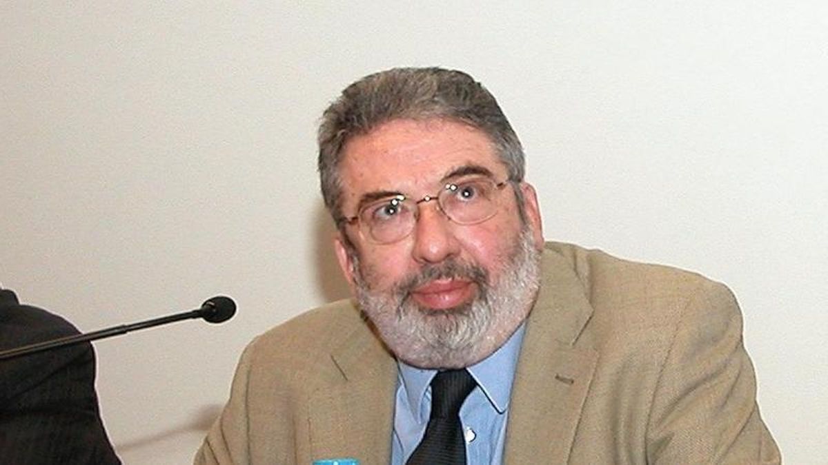 Muere Eduard Carbonell, exdirector del MNAC y experto en románico