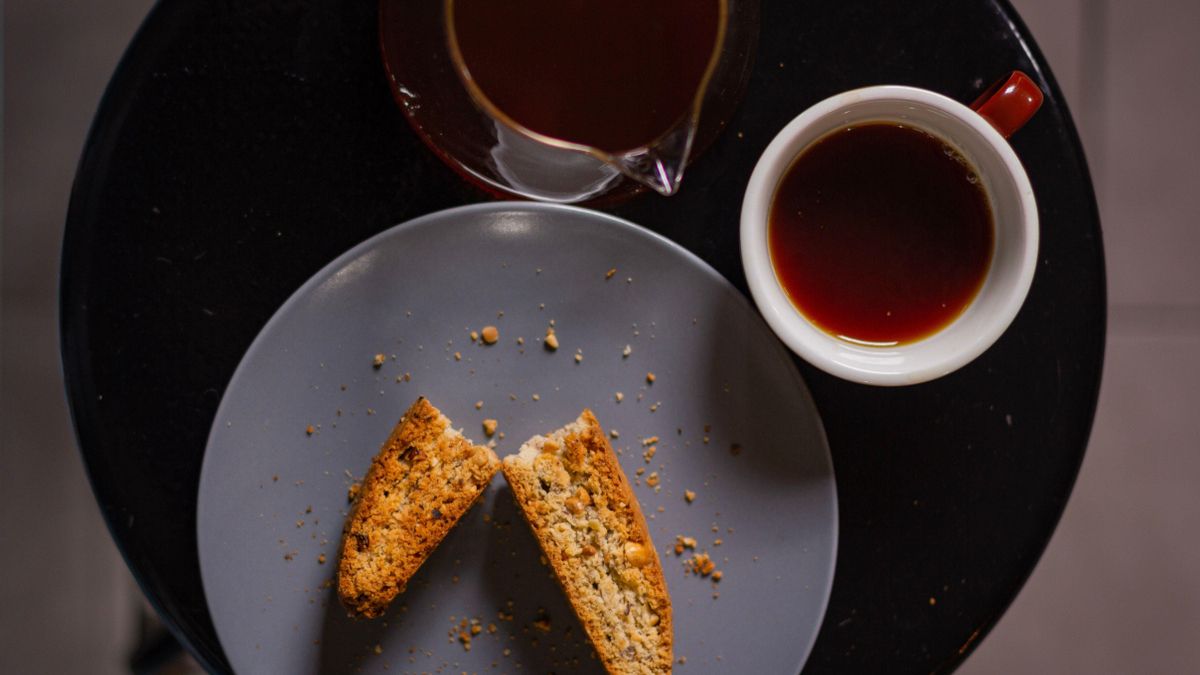 Carquinyolis emplatados con té