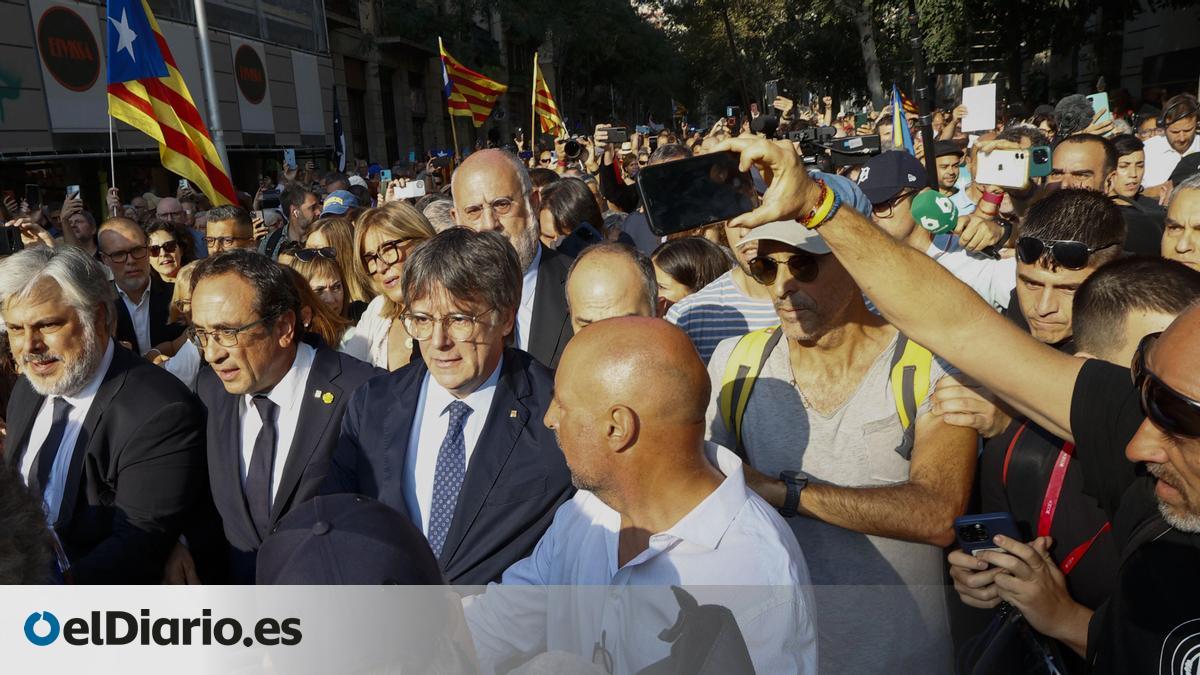 La Audiencia de Barcelona corrige a la jueza y deja a un paso del juicio a los mossos que ayudaron a huir a Puigdemont