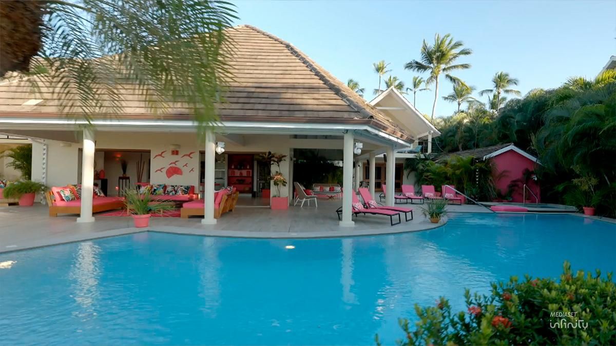 Los exteriores de Villa Deseo