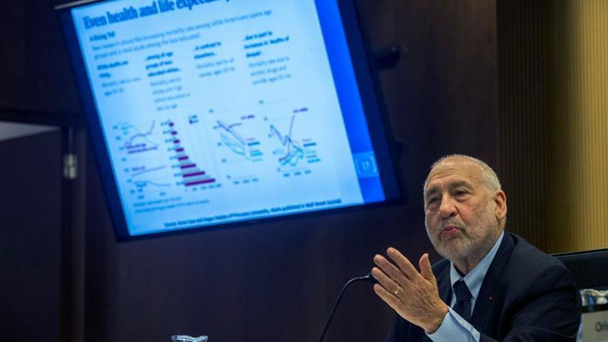 Stiglitz:que Europa vea un éxito salida de crisis en España prueba su fracaso