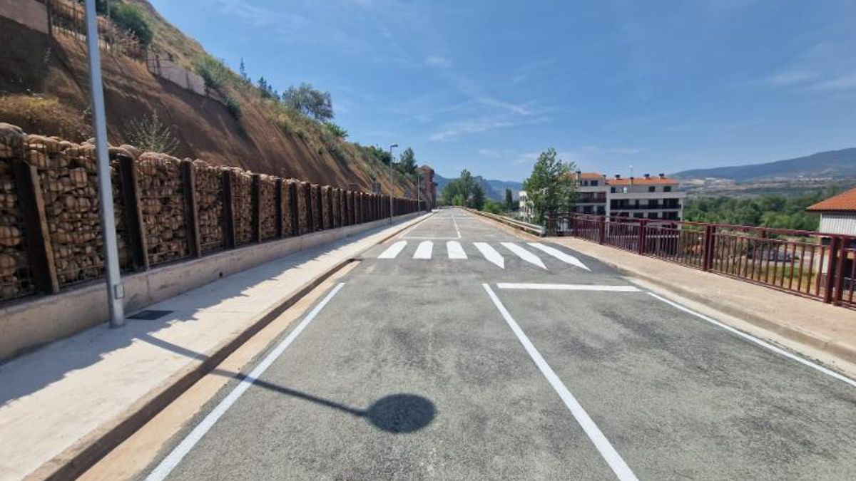 La LR-255 se reabrirá al tráfico dos años y medio después