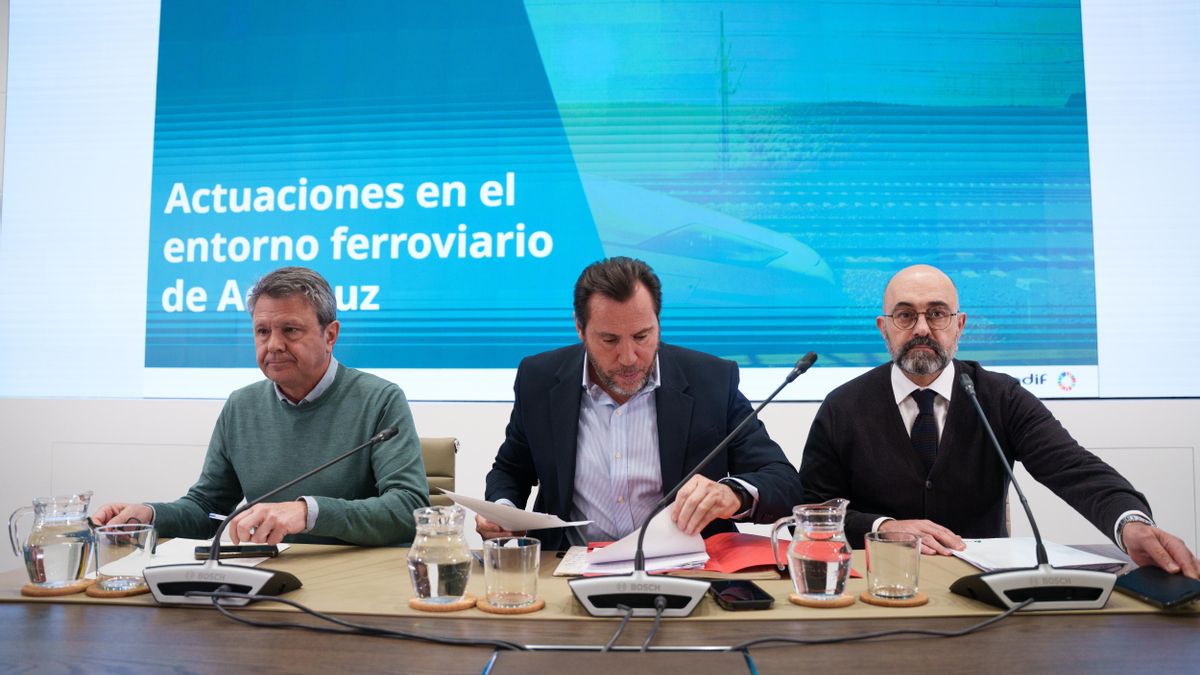 Óscar Puente señala un posible "defecto de fábrica" del carril en Adamuz y Adif revisará todos los lotes