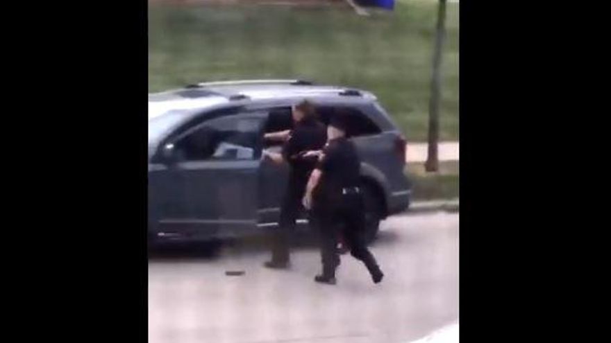 Protestas en Wisconsin tras los disparos de un agente de policía a un hombre negro que se encuentra en estado grave