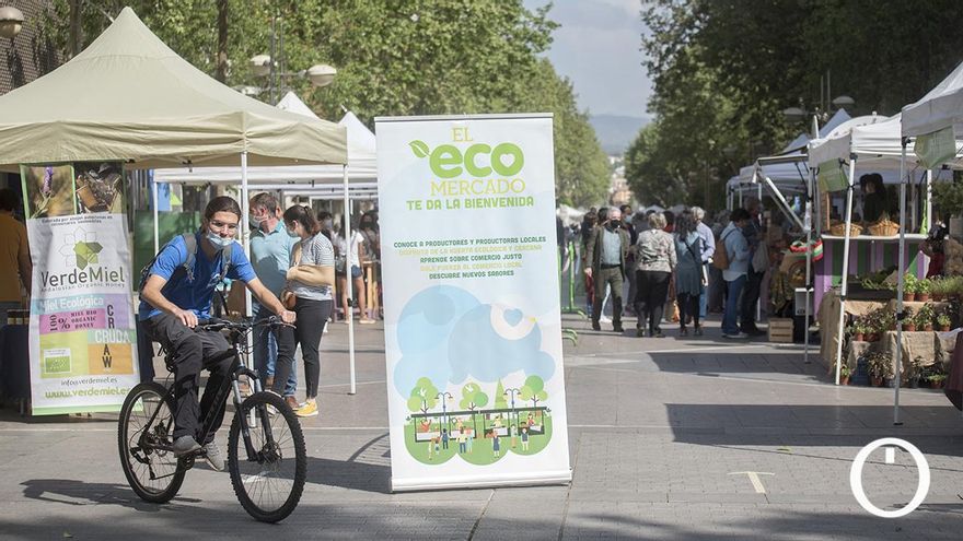 El Ecomercado de Córdoba denuncia "trabas" municipales tras la denegación del mercado de enero