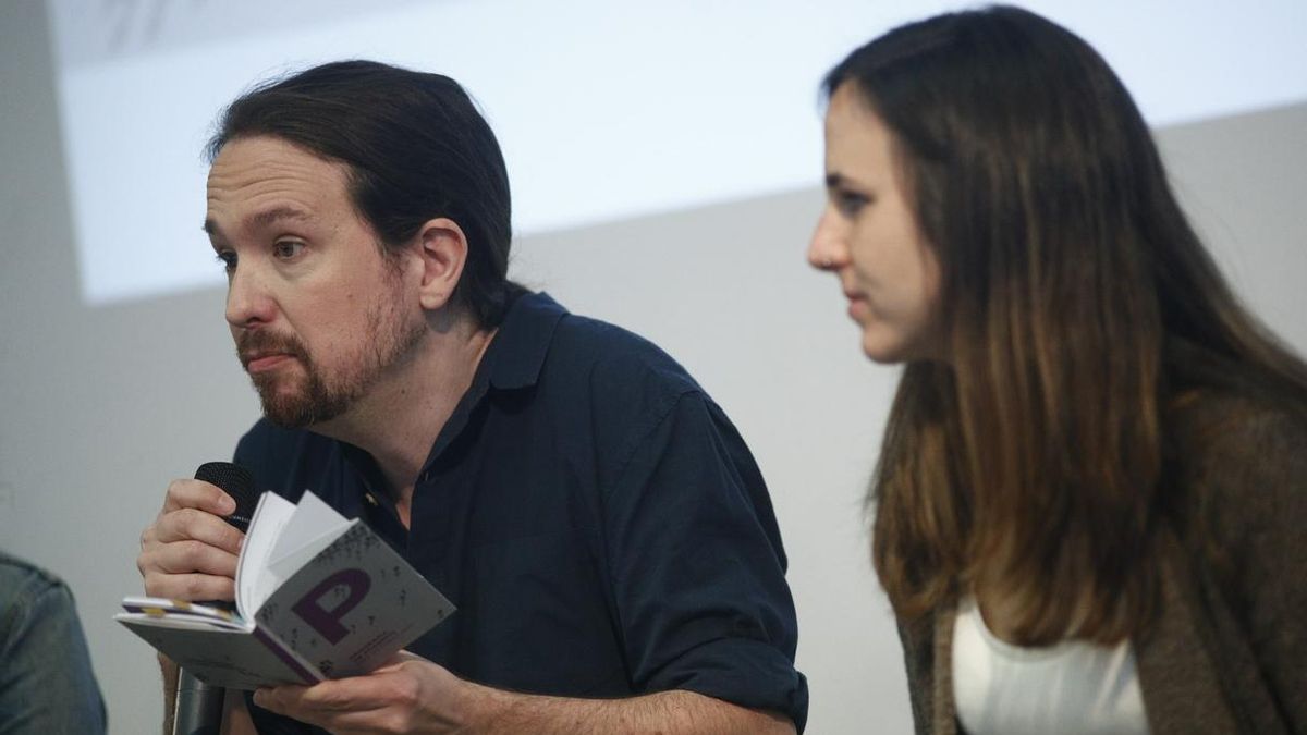 Podemos pasa del catálogo de Ikea al formato Constitución para presentar su programa electoral