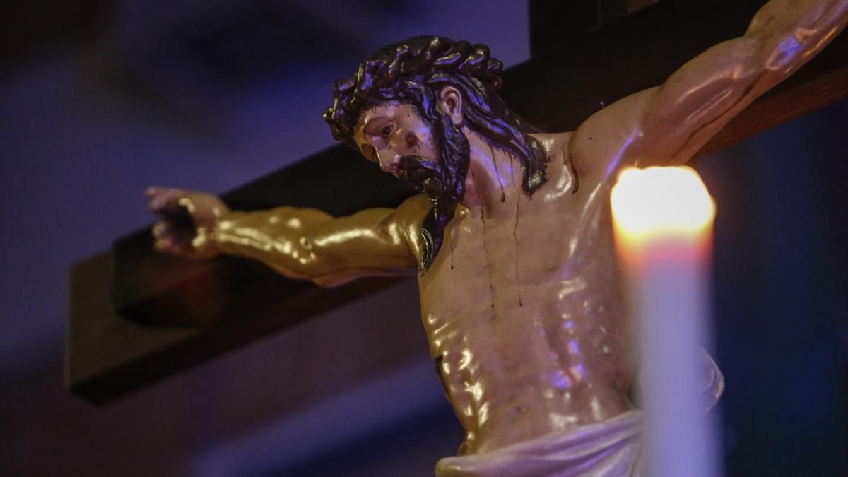 Noche de Vía Crucis del centro de Córdoba a sus barrios