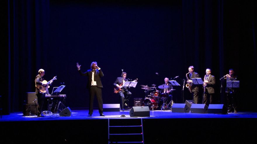 Actuación del grupo de jazz y soul One for My Baby