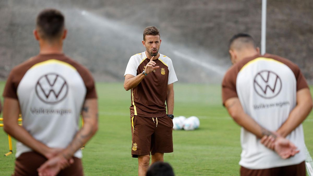 Luis García cree que Las Palmas tendrá que hacer “un gran partido” para ganar
