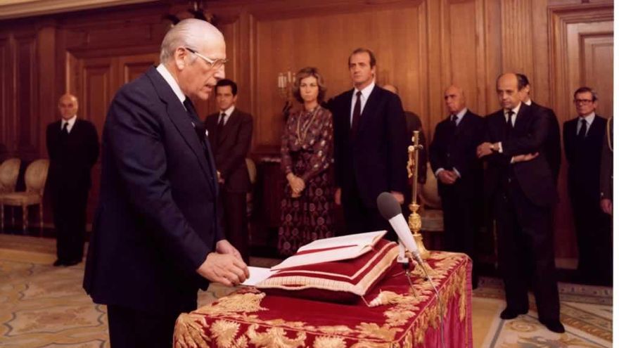 Ángel Escudero jura el cargo como magistrado del TC en noviembre de 1980, meses después que el resto