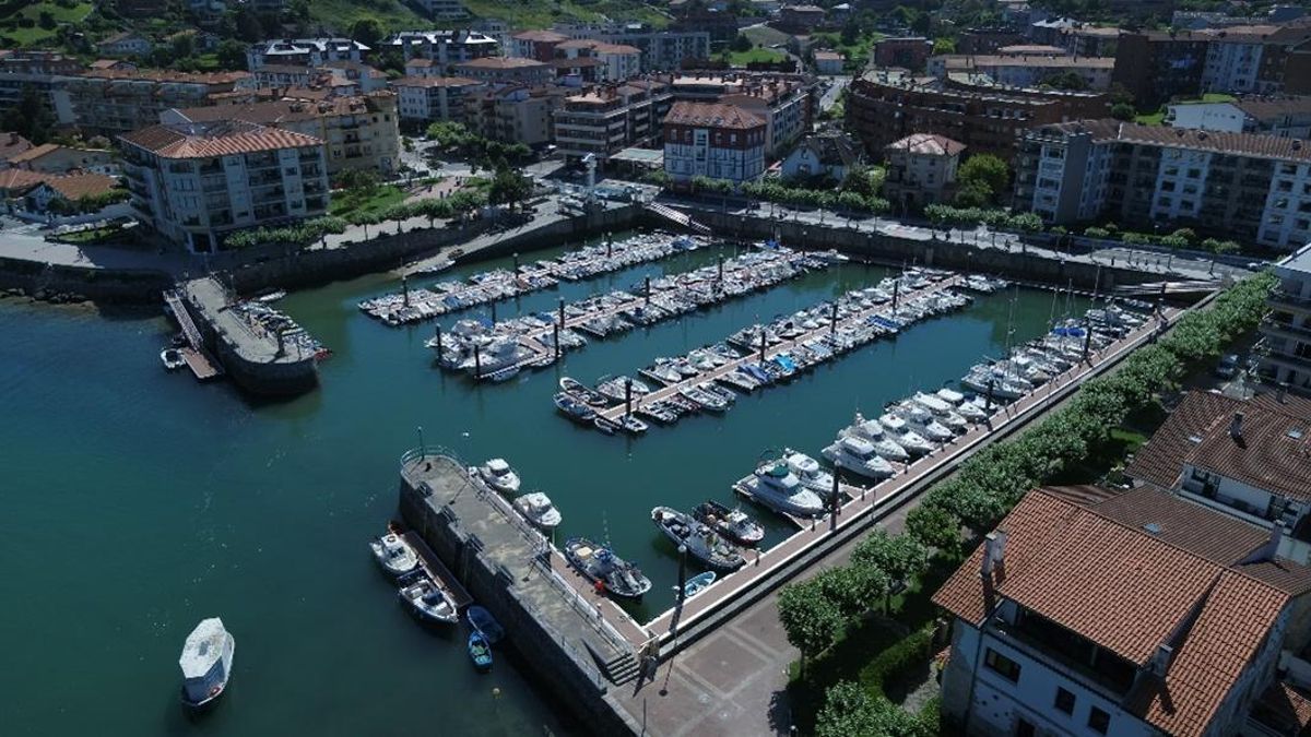 El Gobierno vasco deja sin efecto la adjudicación de los amarres de Plentzia, pero pide al juzgado que aclare cómo deben aplicarse las sentencias