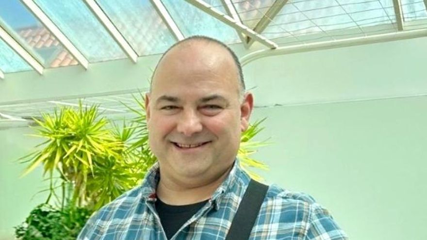 Óscar Gómez, sindicalista y policía local en Santander: "Apuntamos los datos a mano en un papel con bolígrafo"