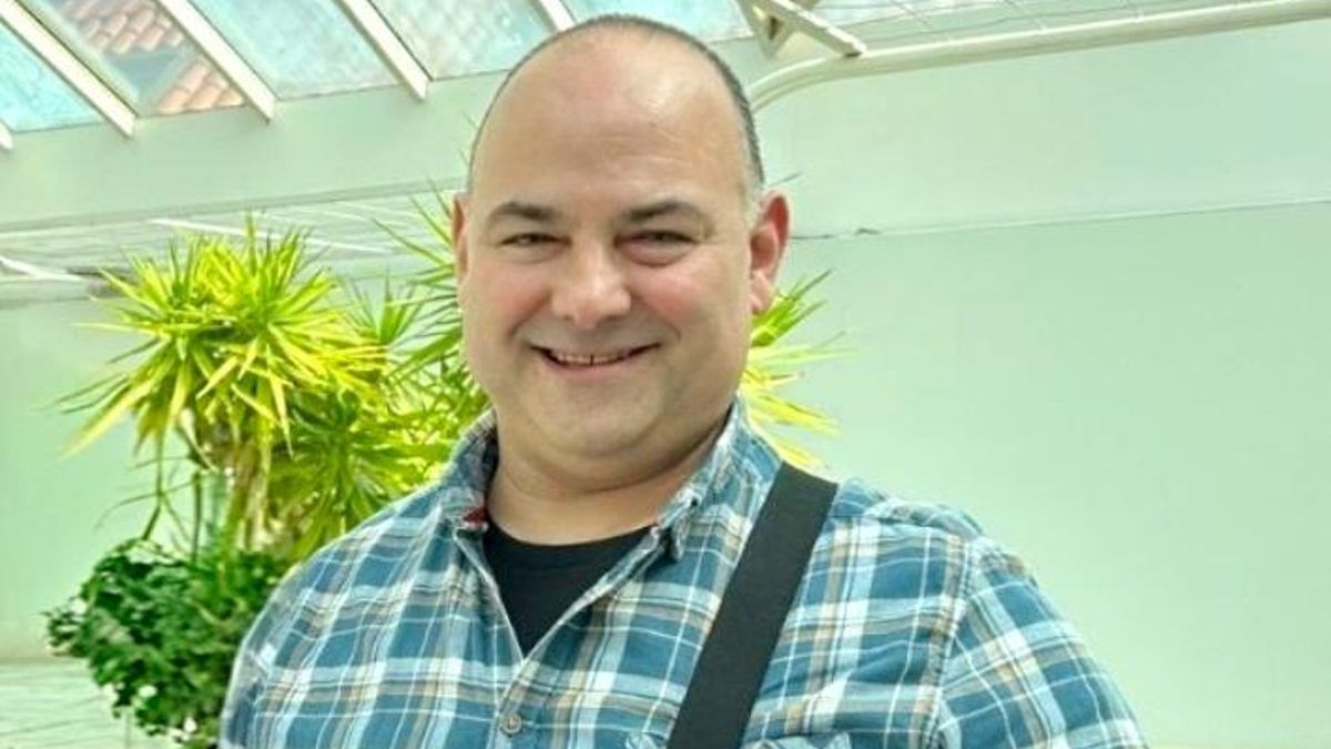 Óscar Gómez, sindicalista y policía local en Santander: "Apuntamos los datos a mano en un papel con bolígrafo"