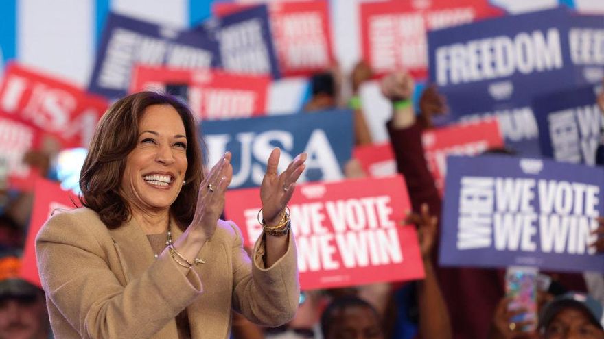 Kamala Harris en un mitin en Charlotte, Carolina del Norte, el 2 de noviembre.