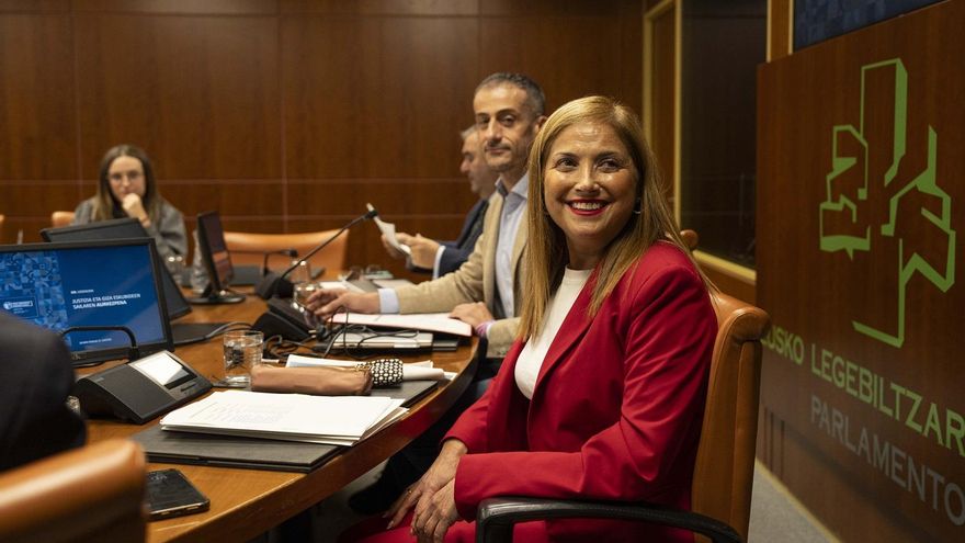 El PSE-EE matiza las políticas de memoria del PNV y apela al "rigor histórico" y a retirar símbolos de ETA de las calles