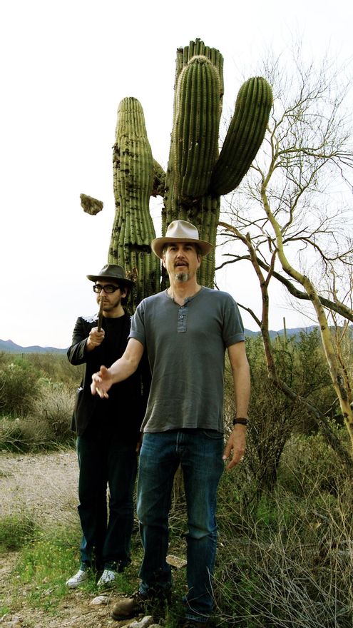 Fernando Vacas y Howe Gelb.