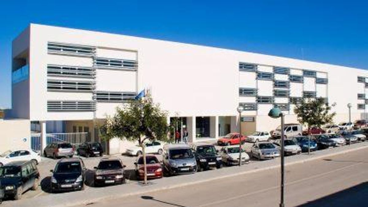 Exigen la dimisión del delegado territorial por la no continuidad de la FP de Cocina en un instituto de Lucena