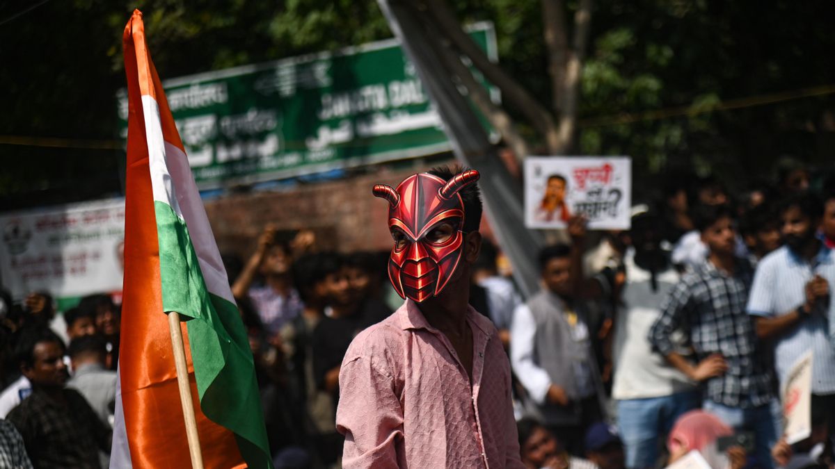 La rebelión de las "cucarachas": por qué han estallado y quiénes están detrás de las masivas protestas juveniles en la India