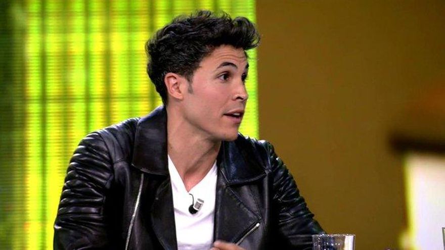 Kiko Jiménez faltó a 'Fiesta' para arropar a Sofía Suescun, pero llamó para negar los rumores sobre una exclusiva