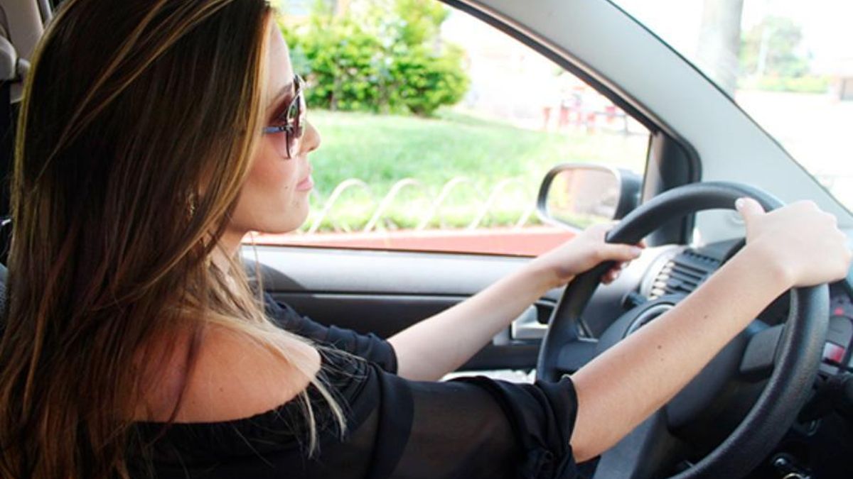 La brecha de género al volante se reduce en España