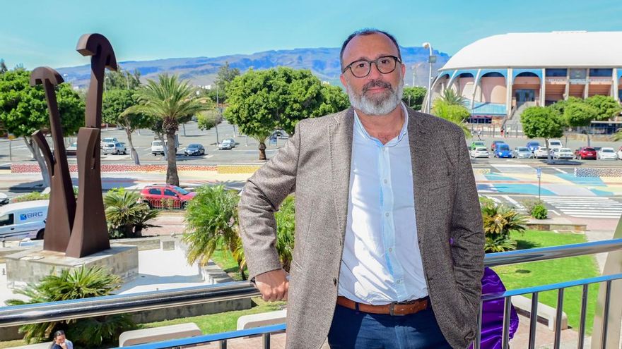 El alcalde y cinco concejales de Santa Lucía serán oficialmente tránsfugas a partir del jueves