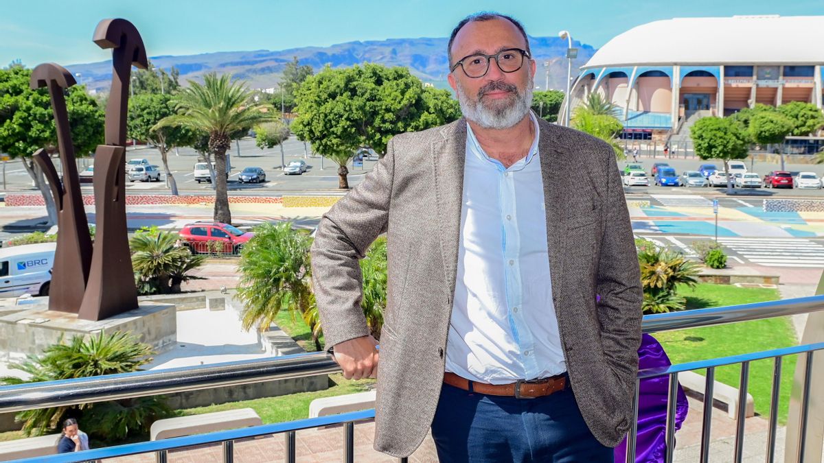 El alcalde de Santa Lucía considera “una artimaña política del PP-AV” la denuncia presentada por presunta malversación