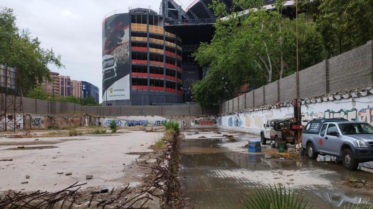 De "hotel icónico" junto a Mestalla a torre de oficinas de 20 pisos: cuenta atrás para las obras que 'Salvem' evitó junto al Botánico