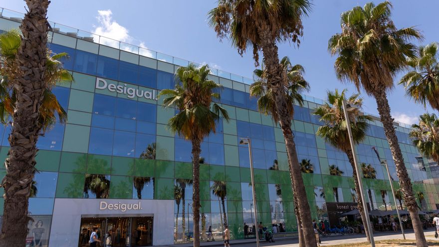 Trabajo obliga a Desigual a pagar más de 800.000 euros por emplear a una veintena de falsos autónomos