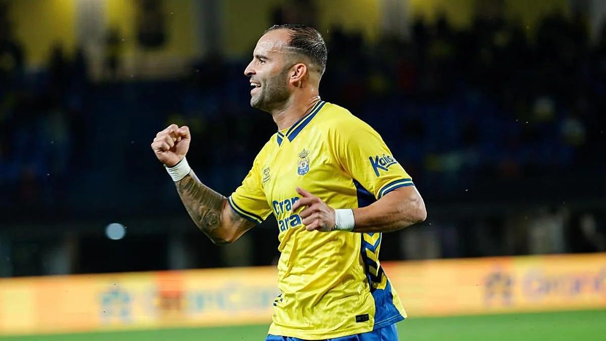Jesé, amarillo hasta 2028, con opción a un año más