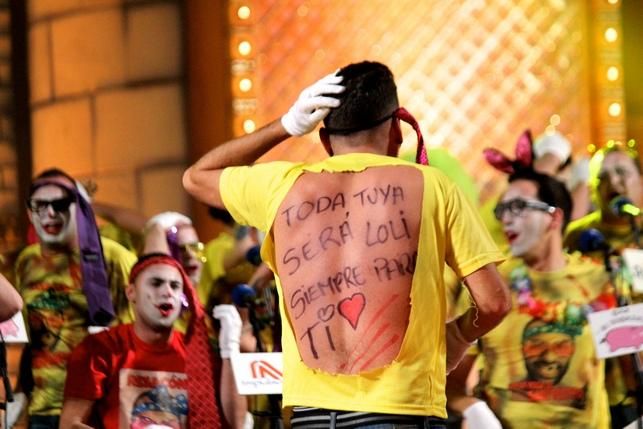 Actuación de 'Los Nietos de Sarymanchez' en la final de murgas 2015. FOTO: Cirenia Vico.