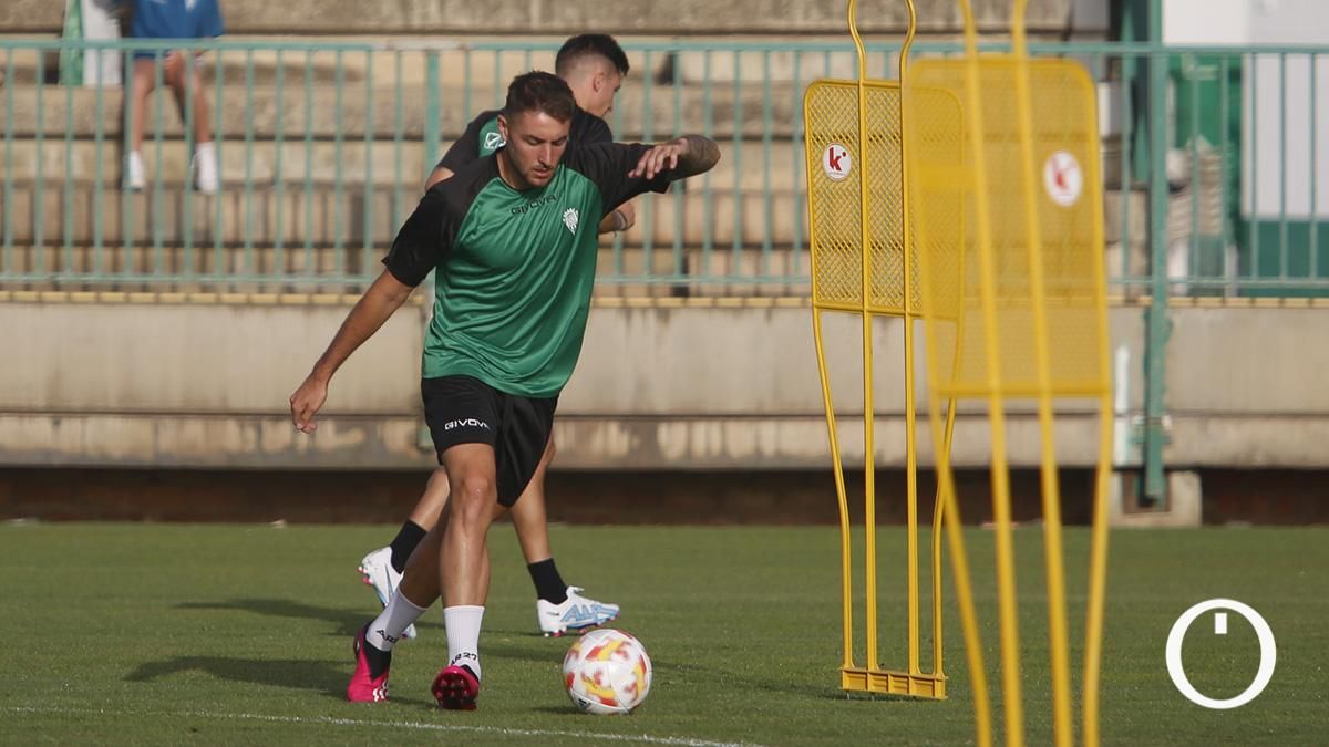 Primer entrenamiento del Córdoba CF tras las vacaciones