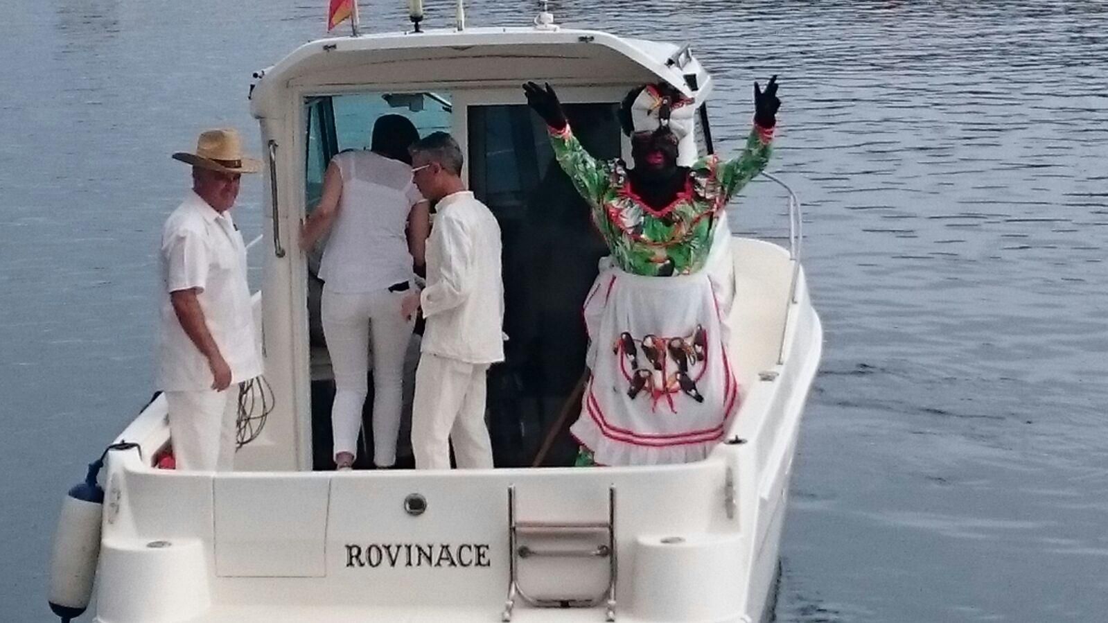 La Negra Tomasa a su llegada al muelle. Foto: JOSÉ AYUT.