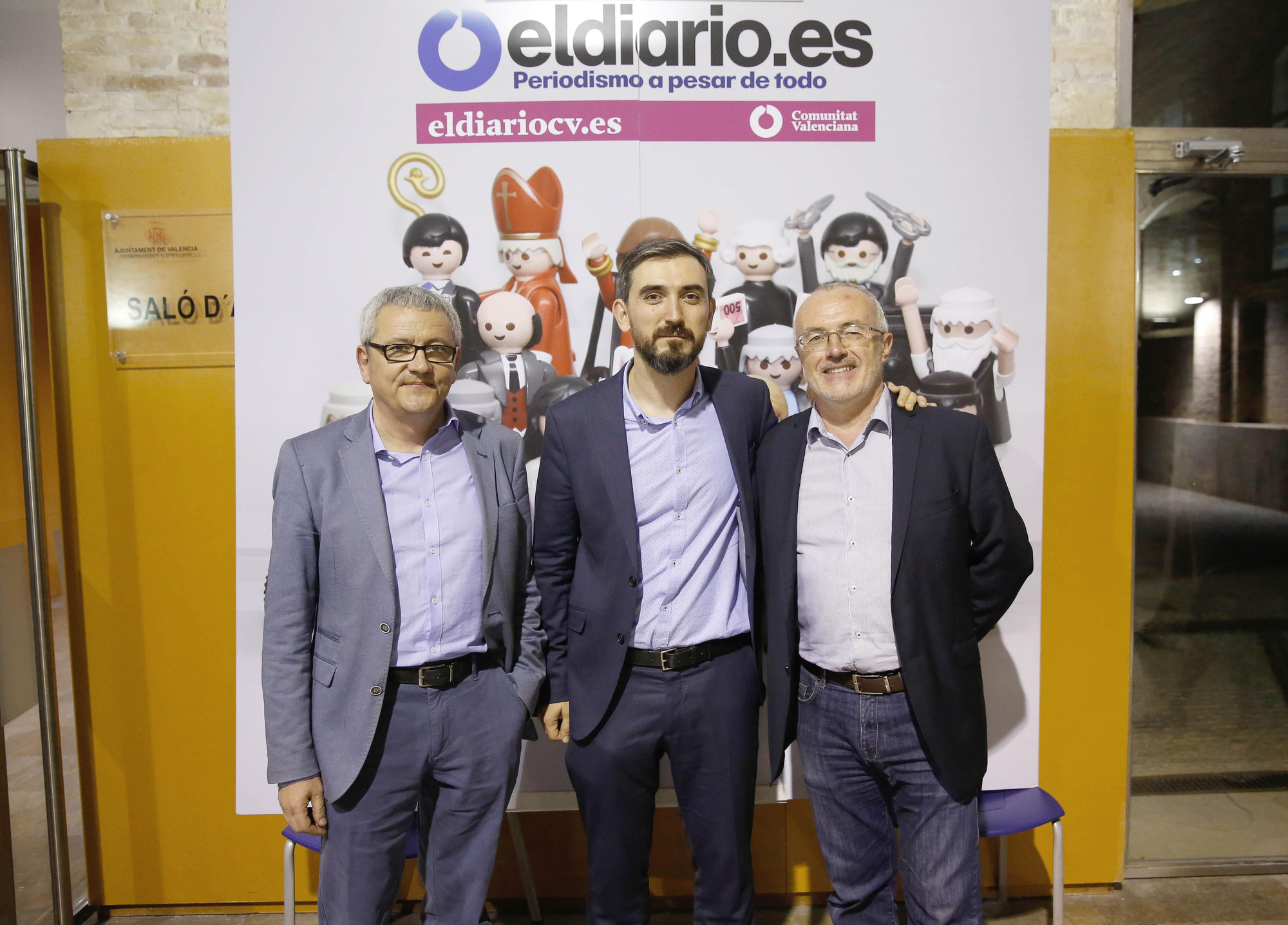 Algunos de los asistentes al acto