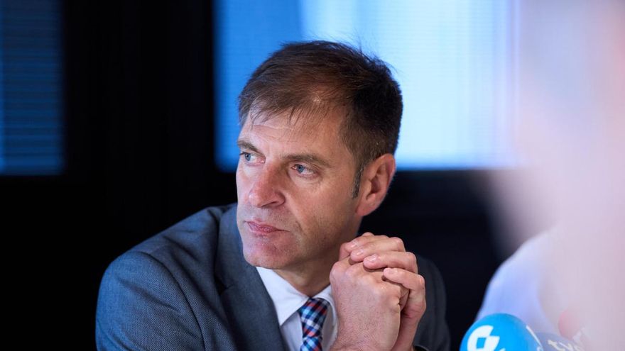 CEOE baraja un adelanto electoral y el Comité pide a Conde que opte a un tercer mandato