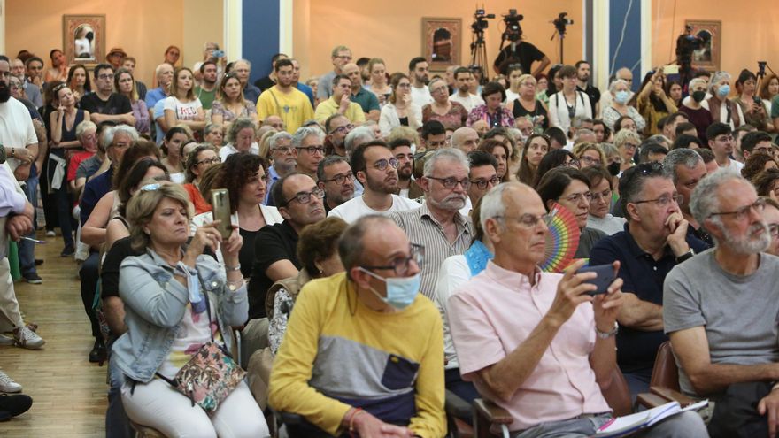 Público asistente al acto de Sumar en Gran Canaria.
