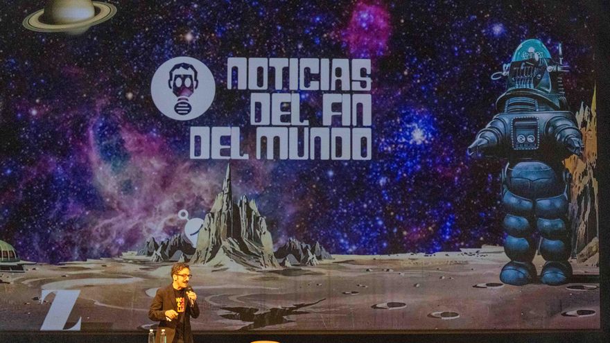 Dario Adanti durante el Show Mongolia celebrado en el Teatro Rosalía