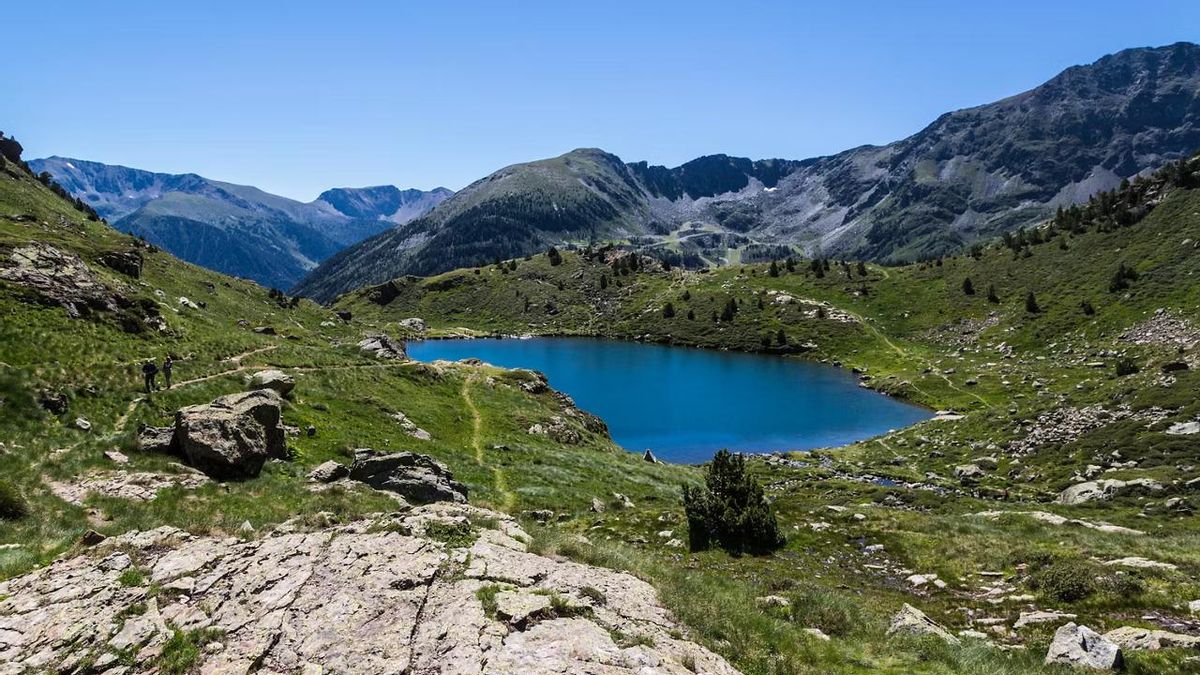 Lagos, miradores y senderos: cinco recorridos para descubrir la naturaleza de Andorra