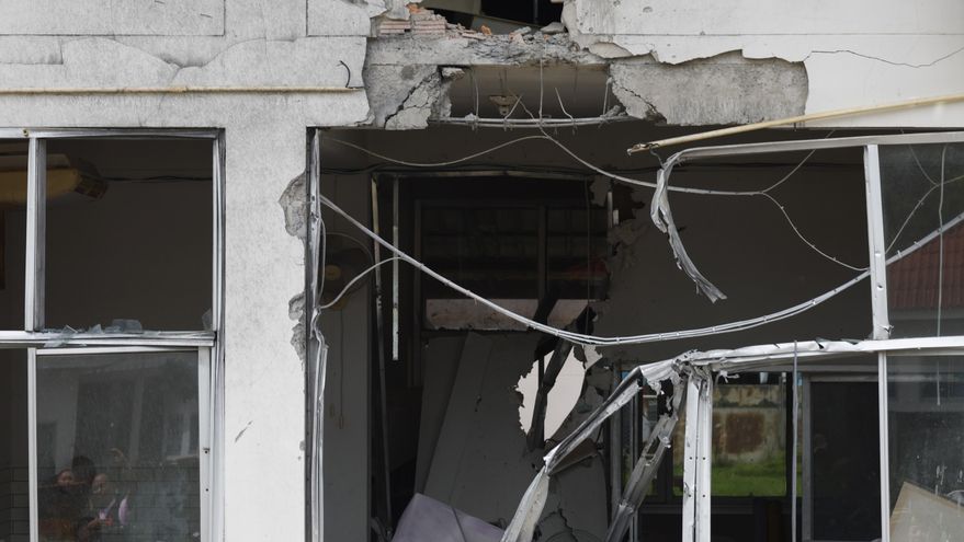 Tres soldados tailandeses heridos por una mina en medio del alto el fuego con Camboya